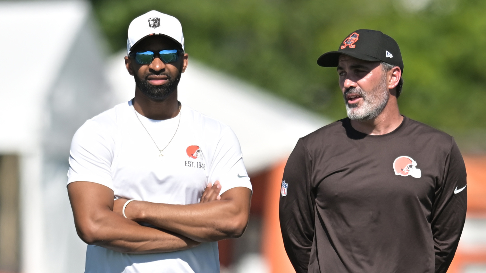 https://www.yardbarker.com/media/f/1/f1e36c1e9025317b739710dac2dcfb0c93c583ff/thumb_16x9/browns-latest-trade-raises-alarms-gm-andrew-berry.jpg?v=1