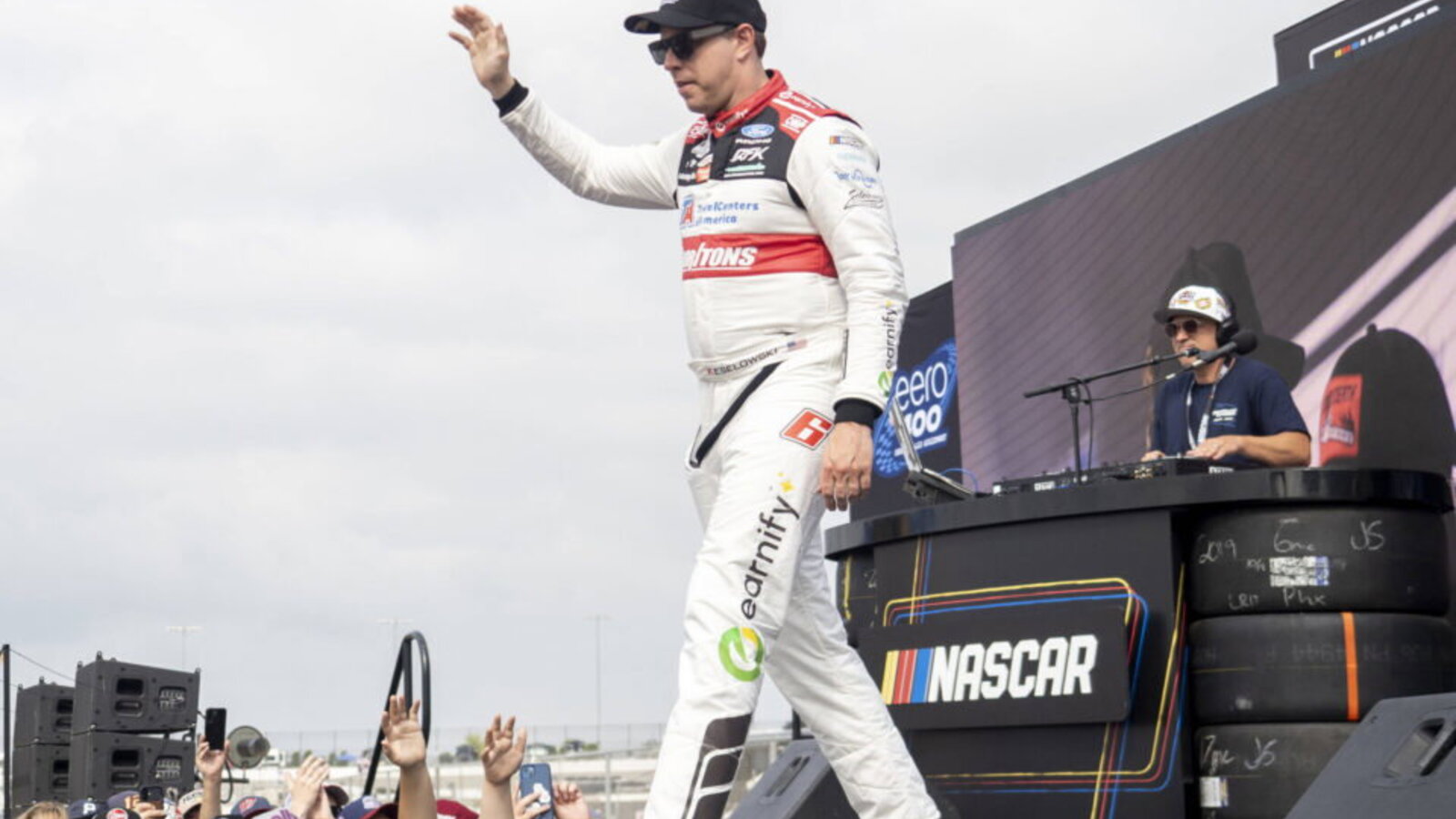 Brad Keselowski Critiques NASCAR's Rookie of the Year Eligibility Rules