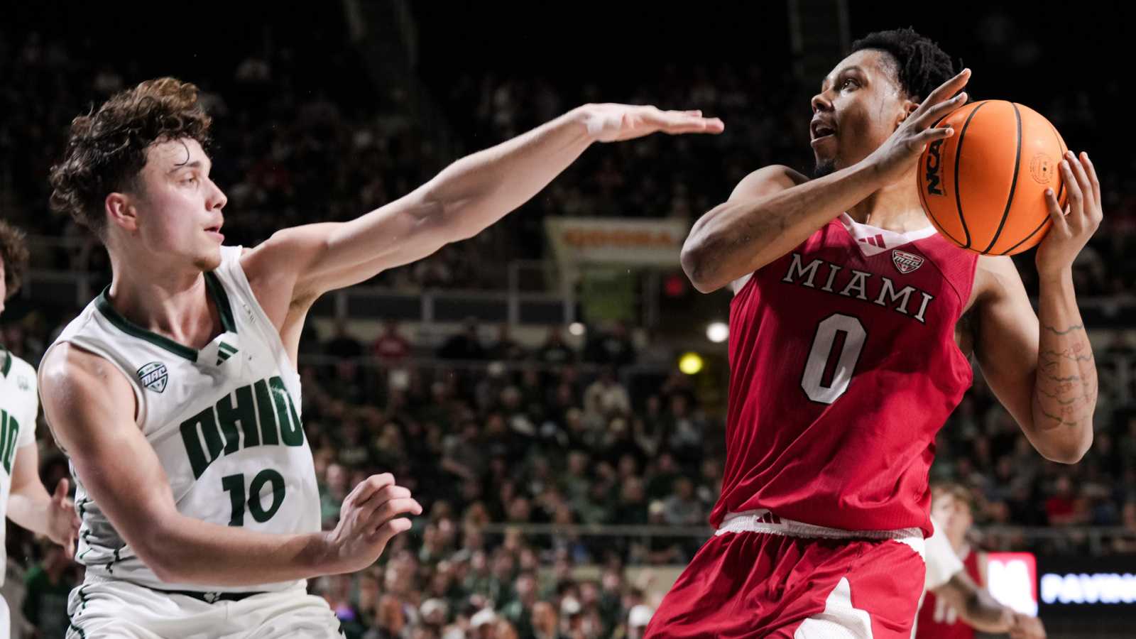 Miami (Ohio) holds on for OT win, completes perfect regular season