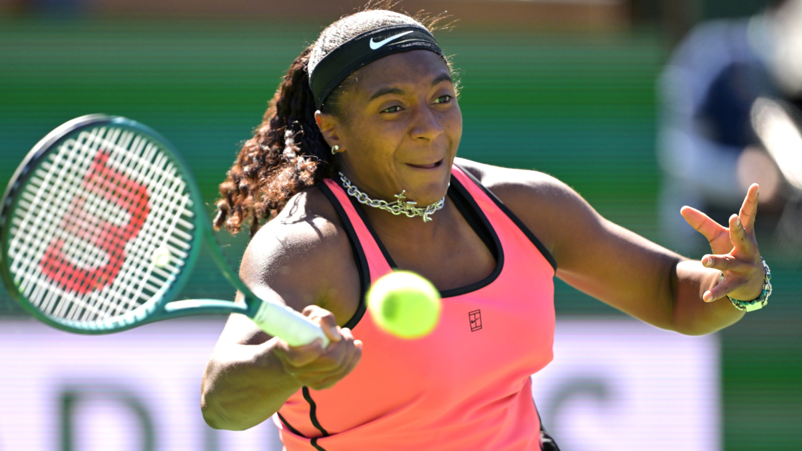 https://www.yardbarker.com/media/f/2/f21d66172e68dc7575fbb4c097ffedb0e2f5a5ea/thumb_16x9/baptiste-retires-2026-french-open-suffering.jpg?v=1