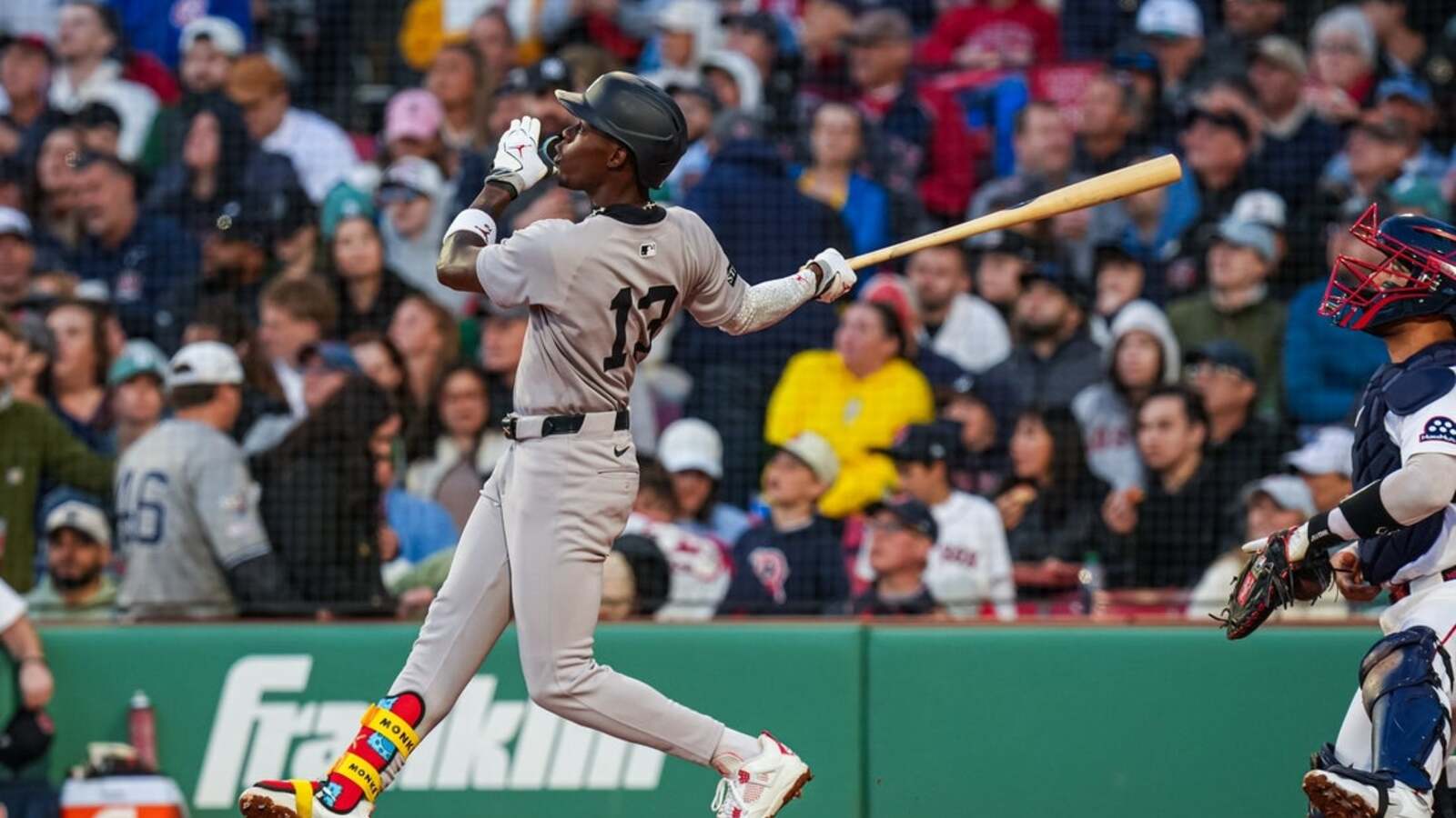 Cody Bellinger's pinch-hit 2-run single propels Yankees past Red Sox