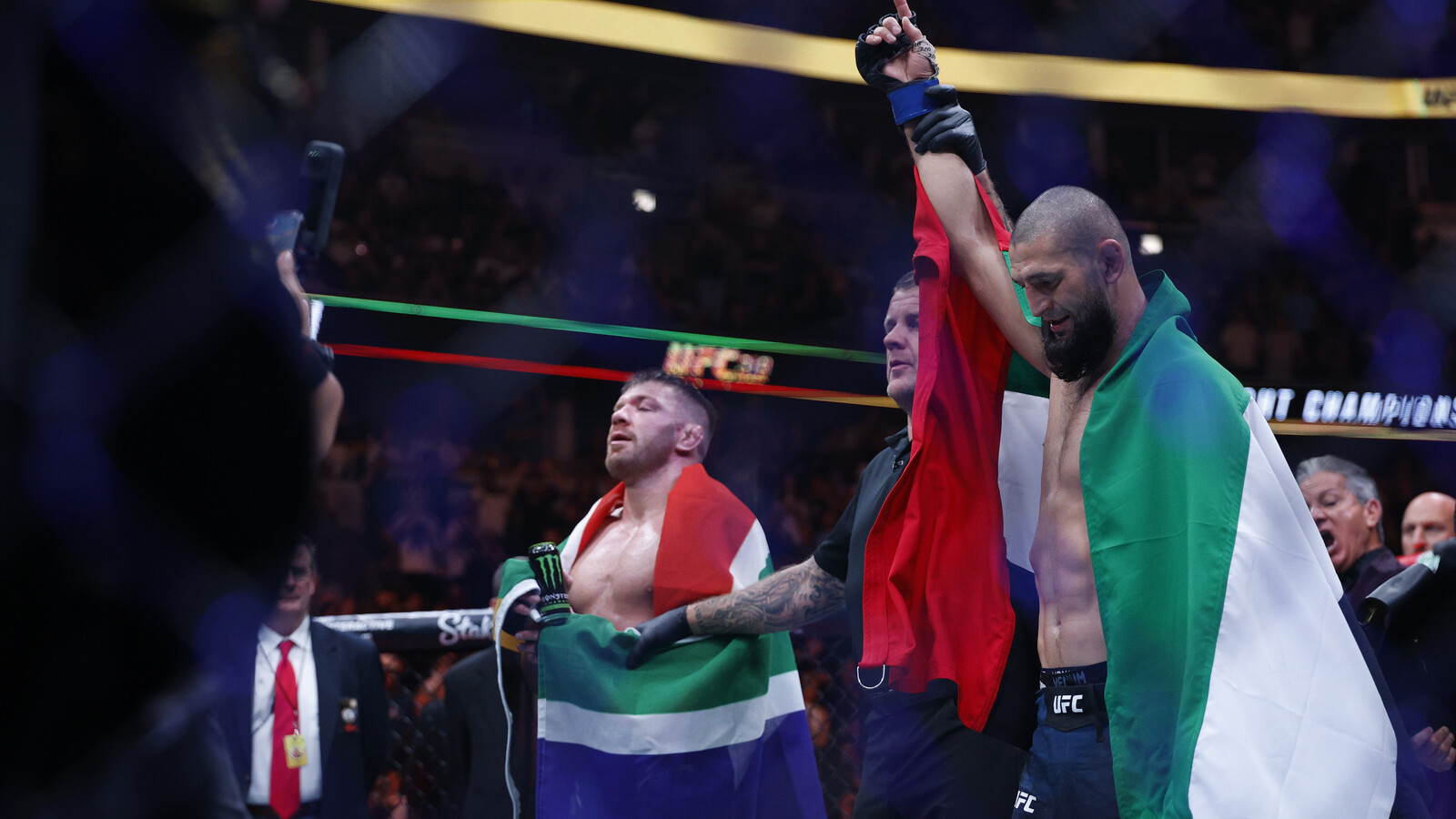 RAF champion steps up to Khamzat Chimaev’s $200,000 challenge for Olympic gold medalists