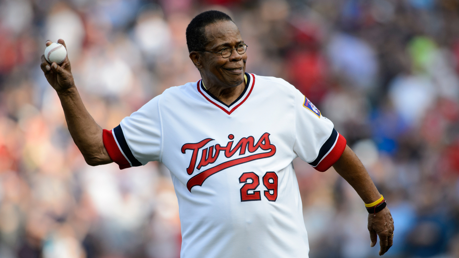 https://www.yardbarker.com/media/f/3/f378e1fa7b52ee1fc3ded871b2cd091c75bdd270/thumb_16x9/mlb-3000-hit-club-quiz.jpg?v=1