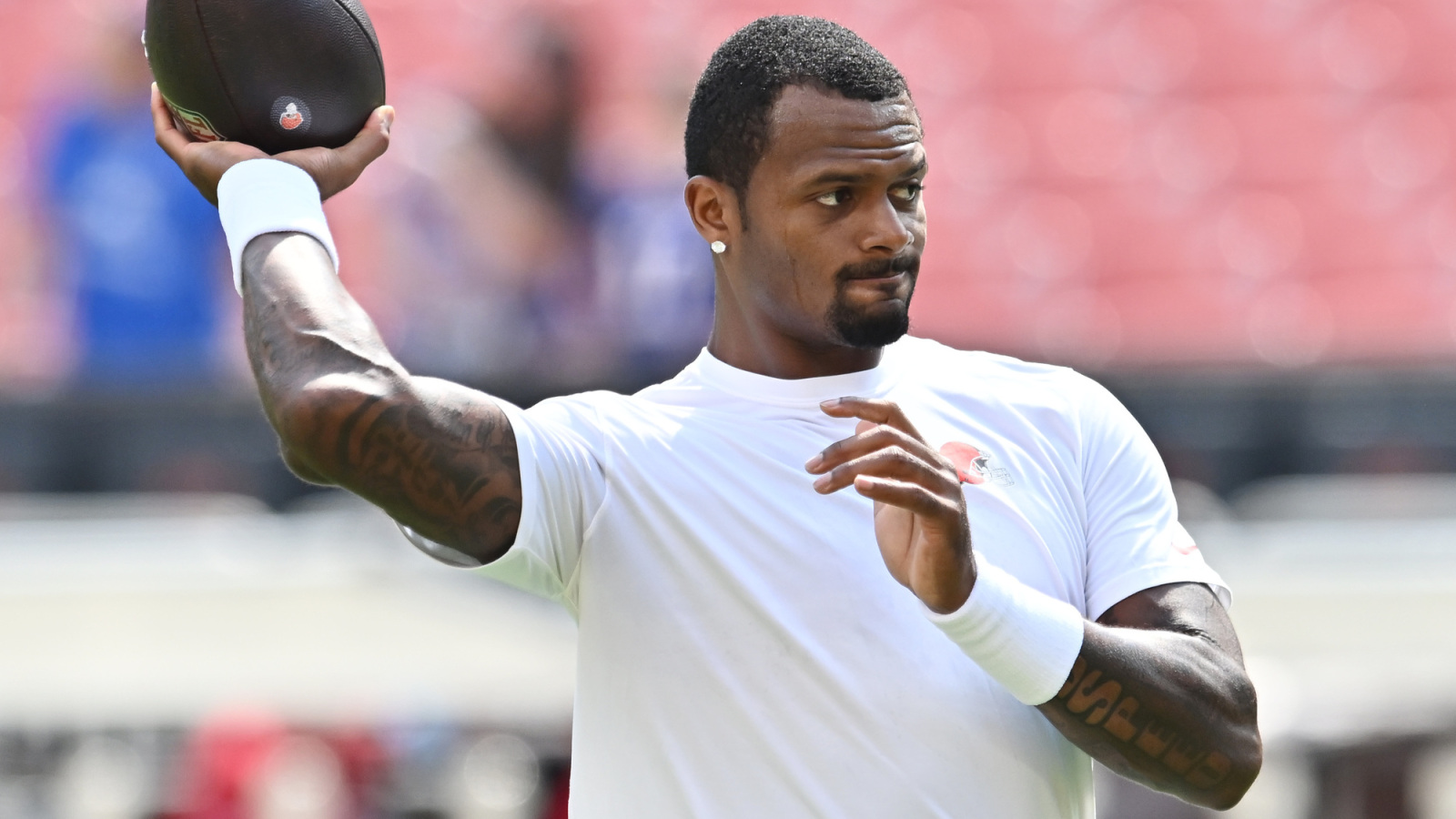 Cleveland Browns Face Tough Decision on Deshaun Watson