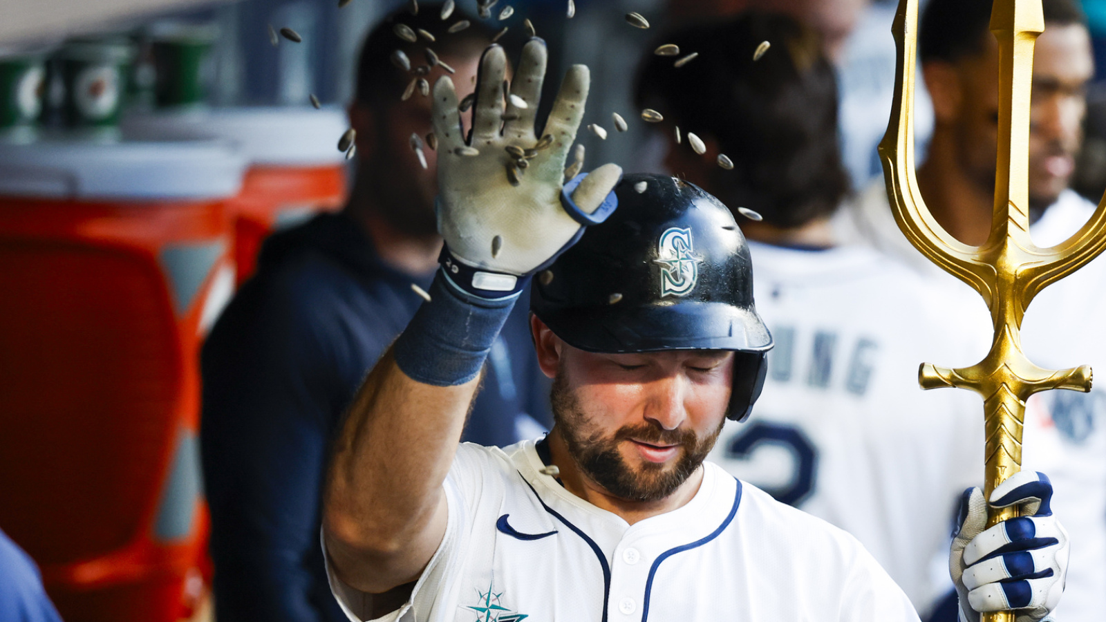 https://www.yardbarker.com/media/f/3/f3a8762d12431b2dada81332ff9b956e98af722c/thumb_16x9/mlb-announces-2025-star-game-starting-hitters.jpg?v=1