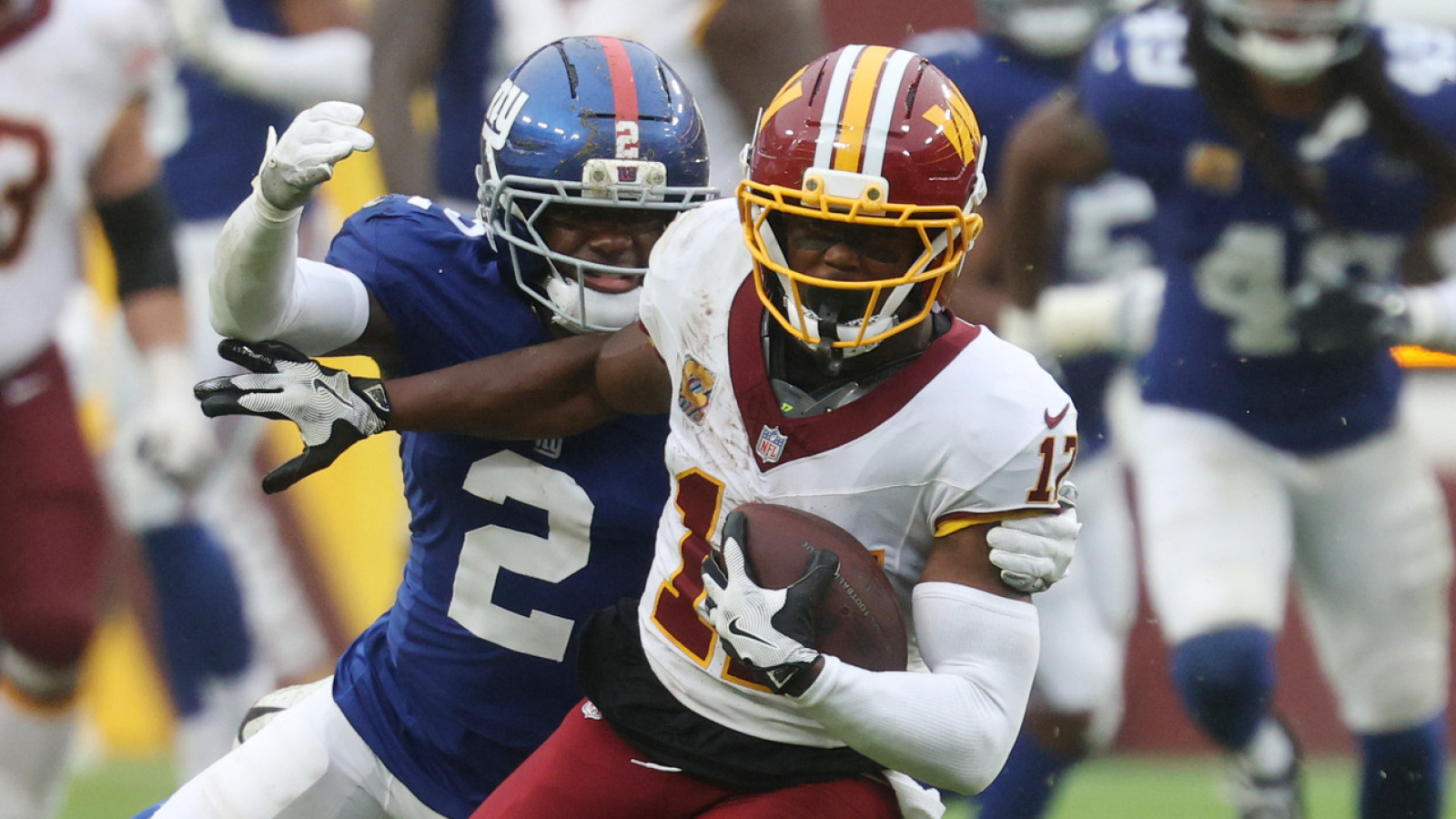 Commanders WR Terry McLaurin suffers torn patellar tendon, ending his season: Instant reaction and analysis