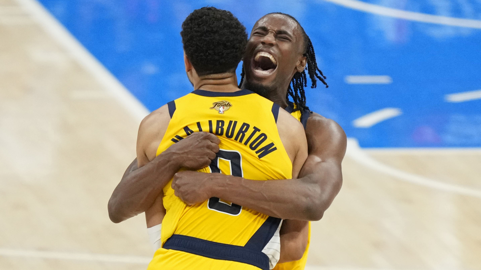 https://www.yardbarker.com/media/f/3/f3d597f939485ddbe936fd3cdc5c90cdb34125fc/thumb_16x9/indiana-tv-station-issues-apology-nba-finals.jpg?v=1