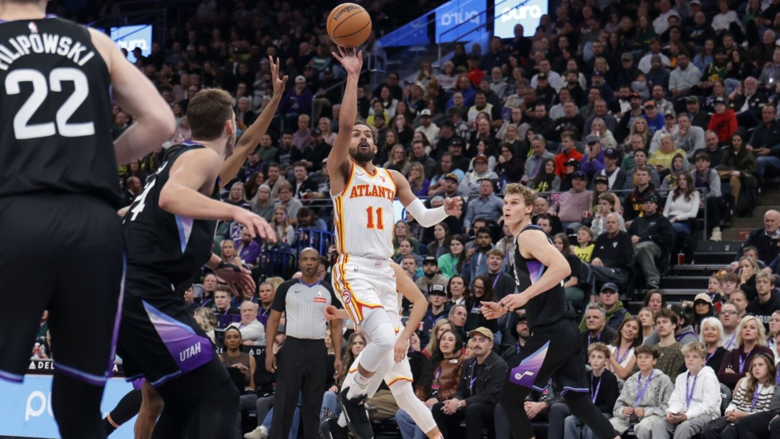 Young's Deep Shot Propels Hawks to Victory