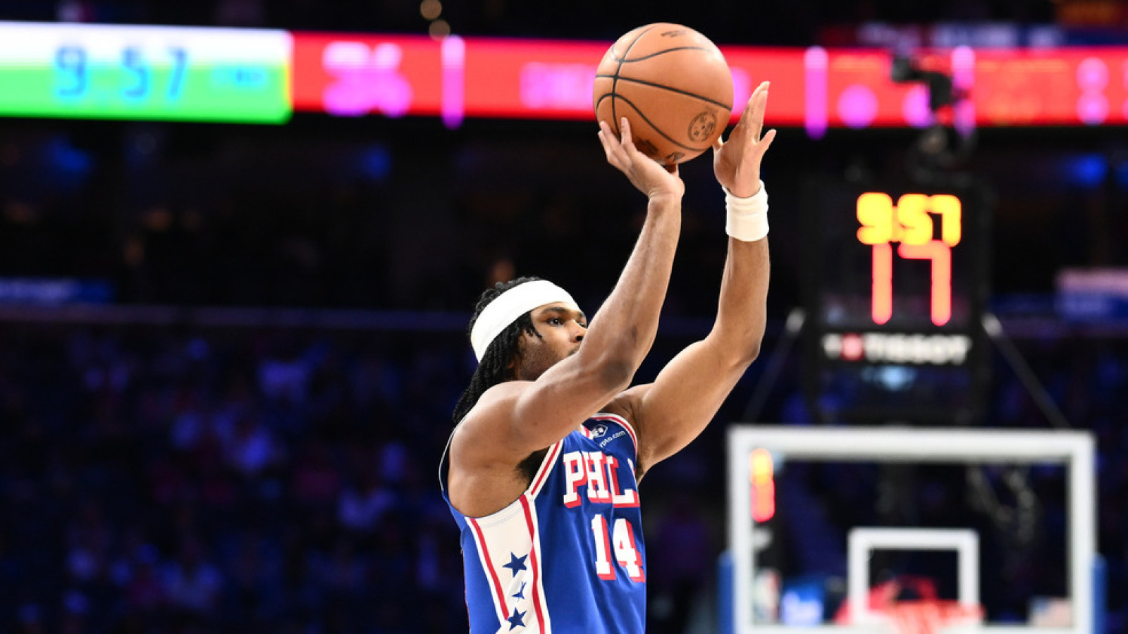 https://www.yardbarker.com/media/f/3/f3f4e39b0a4b44d54d52af5272d4fb44417606f6/thumb_16x9/76ers-unexpectedly-waive-veteran-guard-despite.jpg?v=1