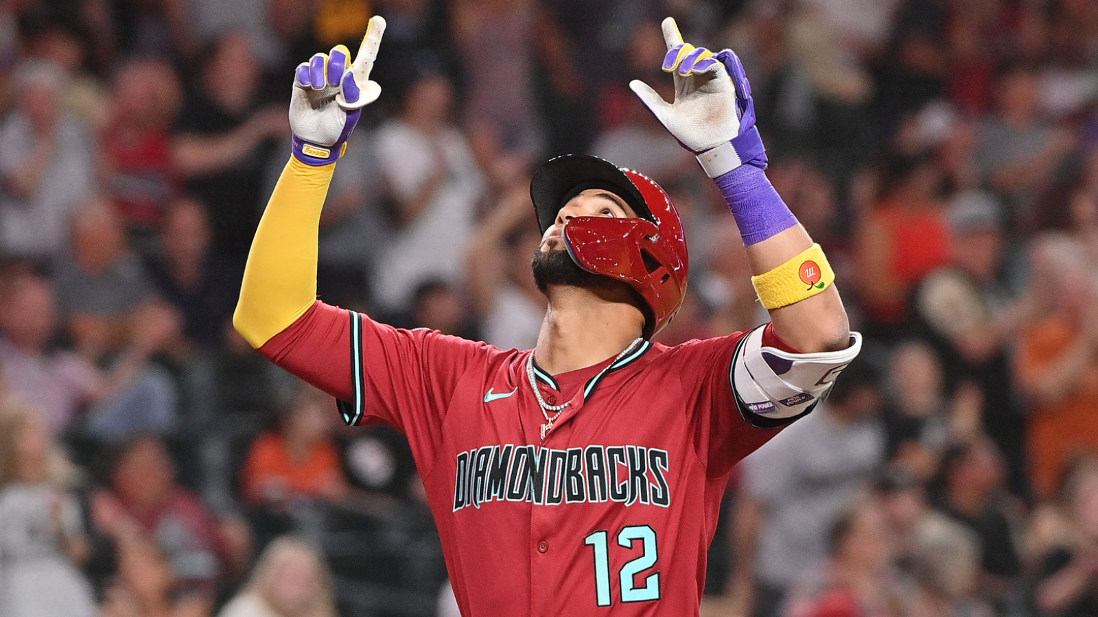 https://www.yardbarker.com/media/f/4/f4c6209d74d795370509b0b27fd68c3b79b271cf/thumb_16x9/diamondbacks-outfielder-generating-trade-interest.jpg?v=1
