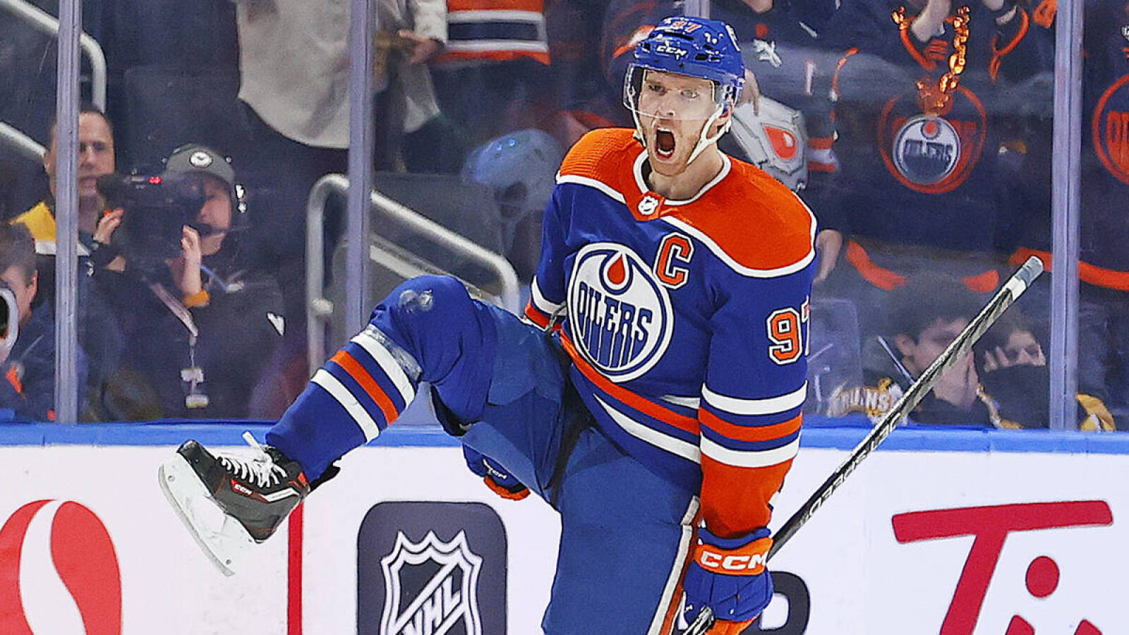 Connor McDavid in NHL record books again - Vimarsana News