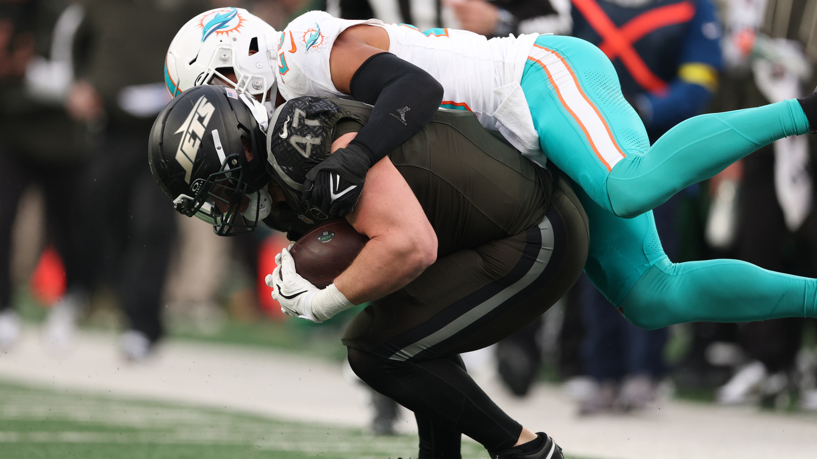 AFC Notes: Minkah Fitzpatrick, Drake Maye, Jets’ Contracts, Patriots ...