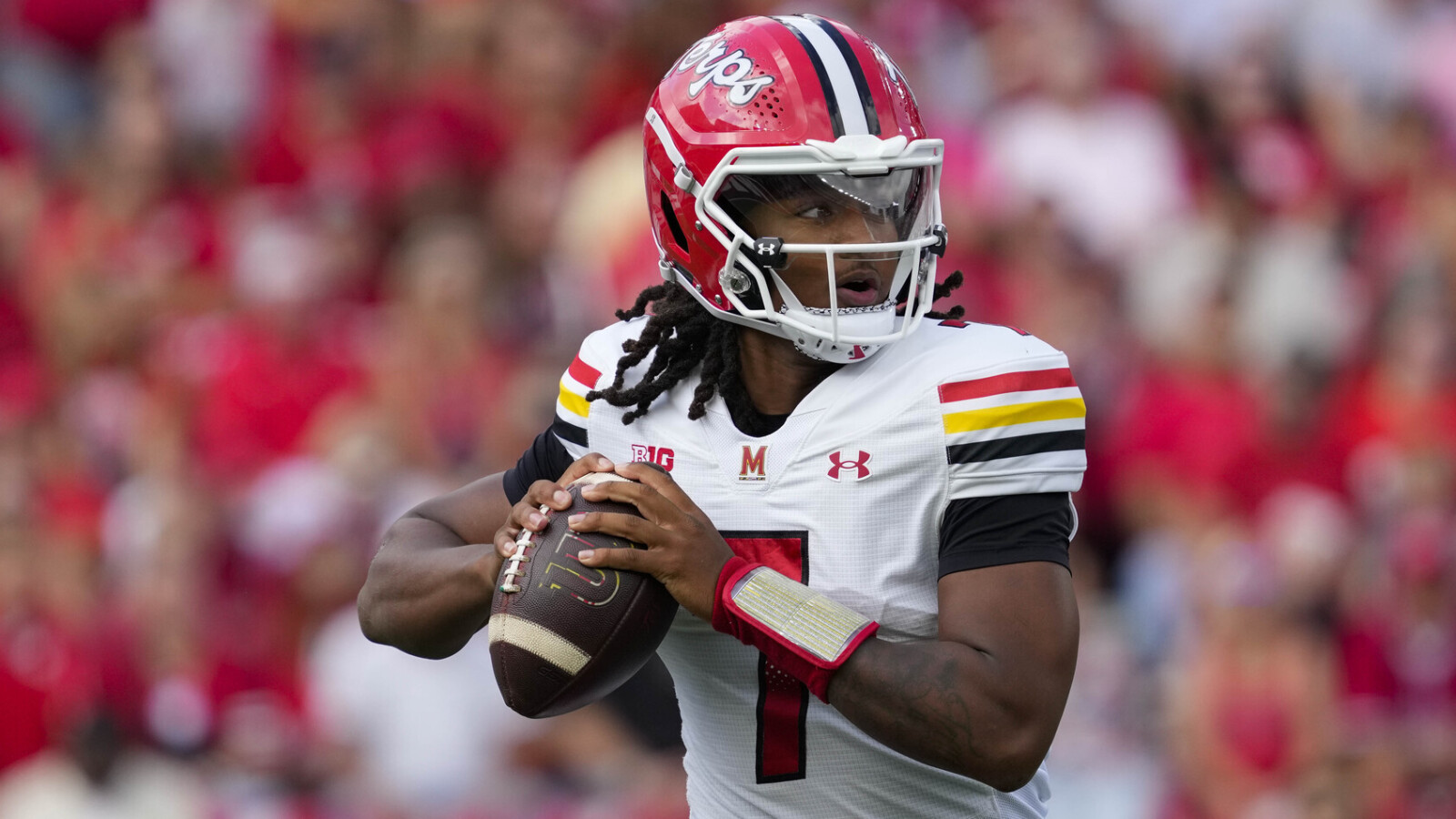 https://www.yardbarker.com/media/f/5/f591f4e4938738ad1930dae3d03324dd0d1c1bc6/thumb_16x9/top-five-true-freshmen-cfb-week-7.jpg?v=1