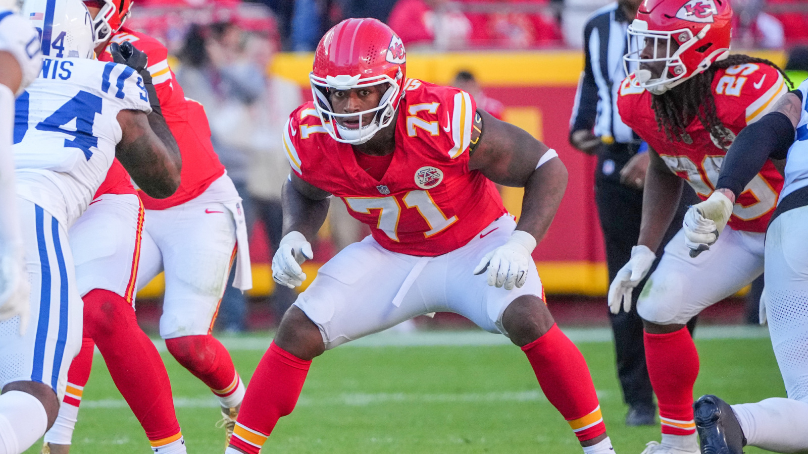 O-Line injuries foreshadowing Mahomes' knee injury | Yardbarker