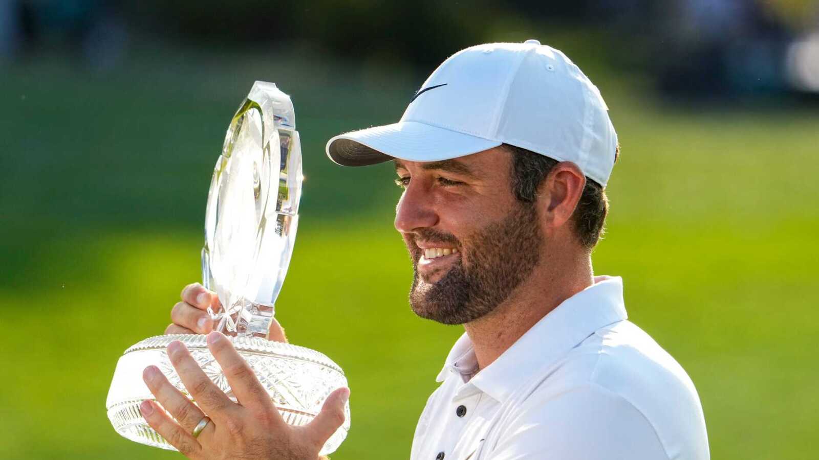 https://www.yardbarker.com/media/f/5/f5d747f105a8ba49afa36b8f42b5d69654220657/thumb_16x9/scheffler-rolls-victory-memorial-third-win-year.jpg?v=1