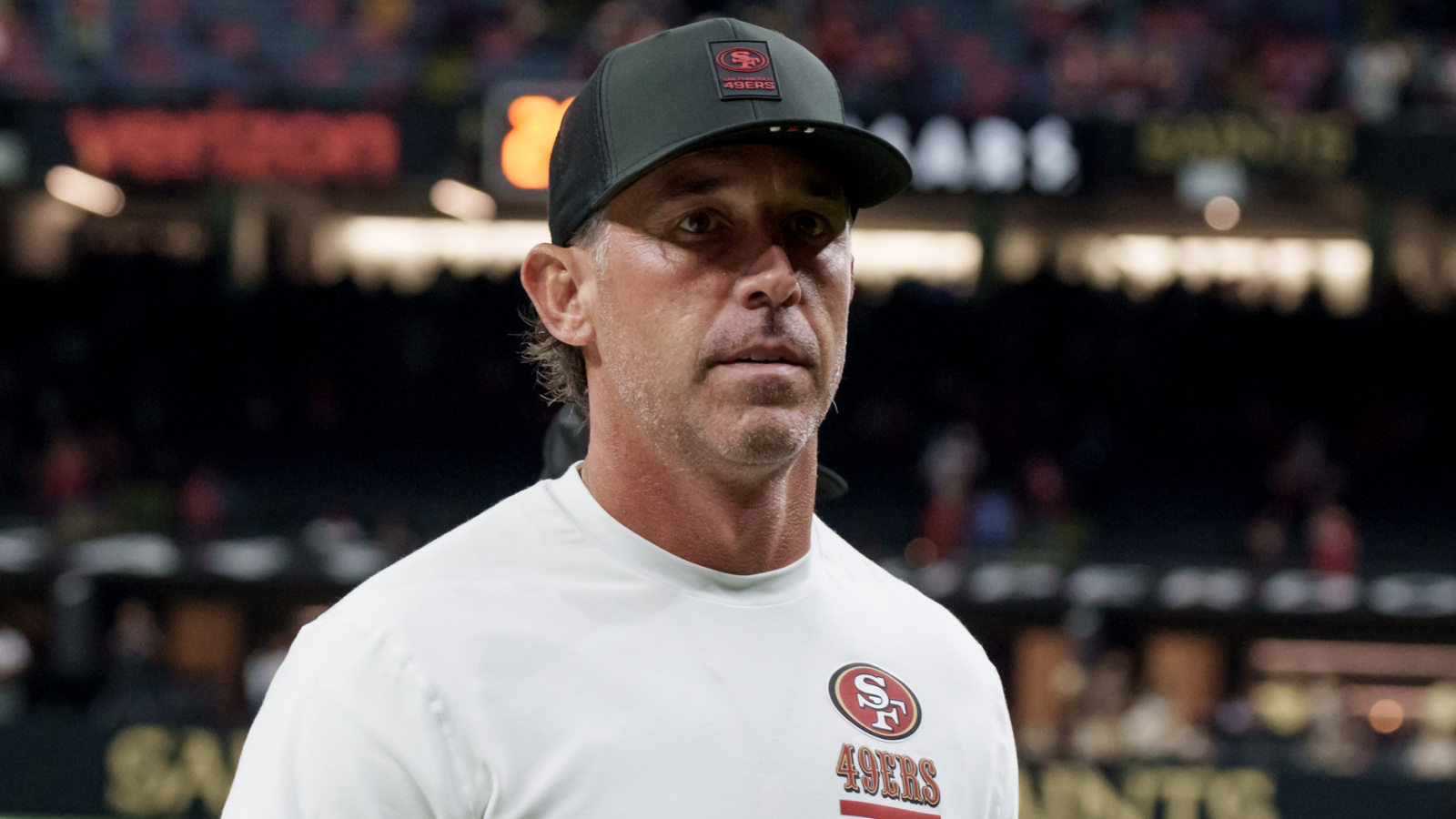 https://www.yardbarker.com/media/f/5/f5e956c3aad4a9d7649abd7486236533acbc5bb7/thumb_16x9/49ers-lost-another-offensive-starter-injury.jpg?v=1