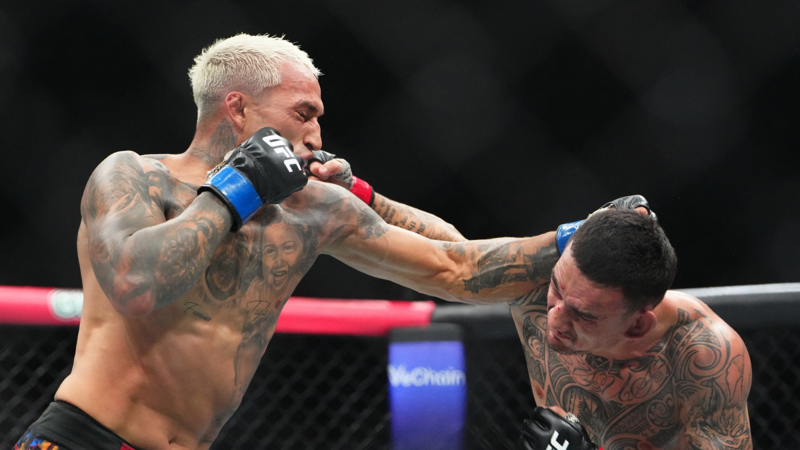 Charles Oliveira Aims for Lightweight Title Shot After UFC 335