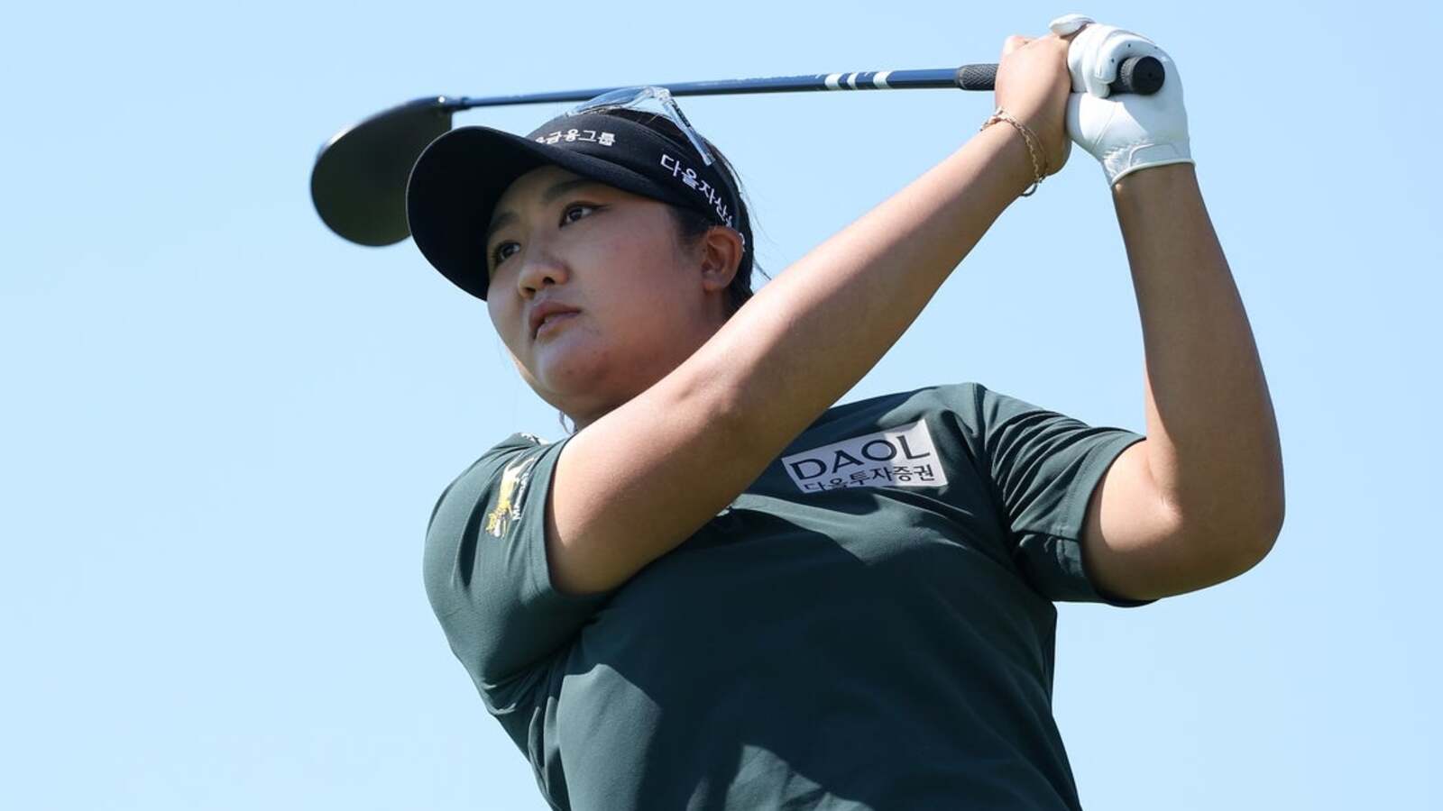 Haeryn Ryu Leads AIG Women's Open with Strong Performance