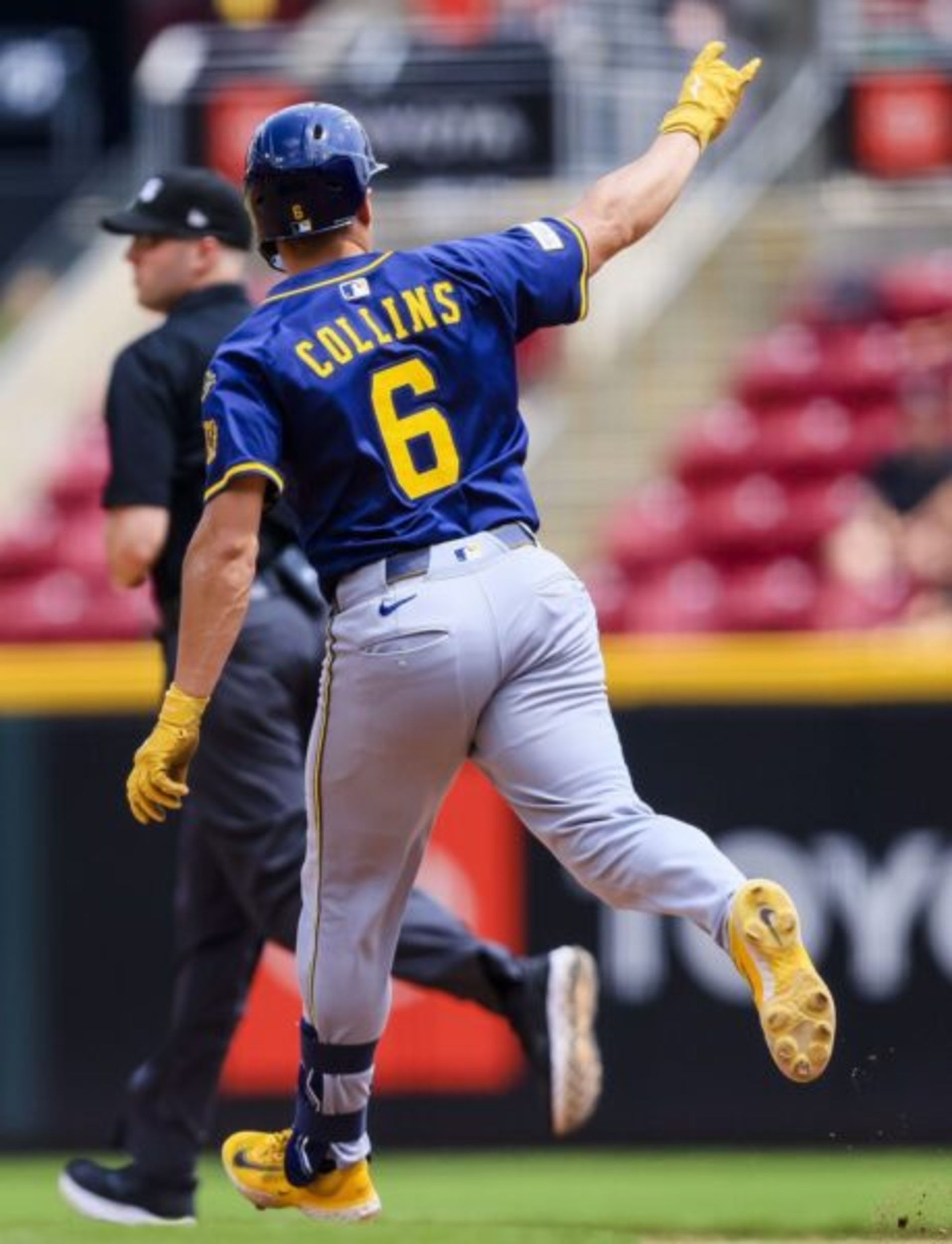 Unforeseen Spark Has Kept Milwaukee Brewers Outfield Depth Chart Afloat