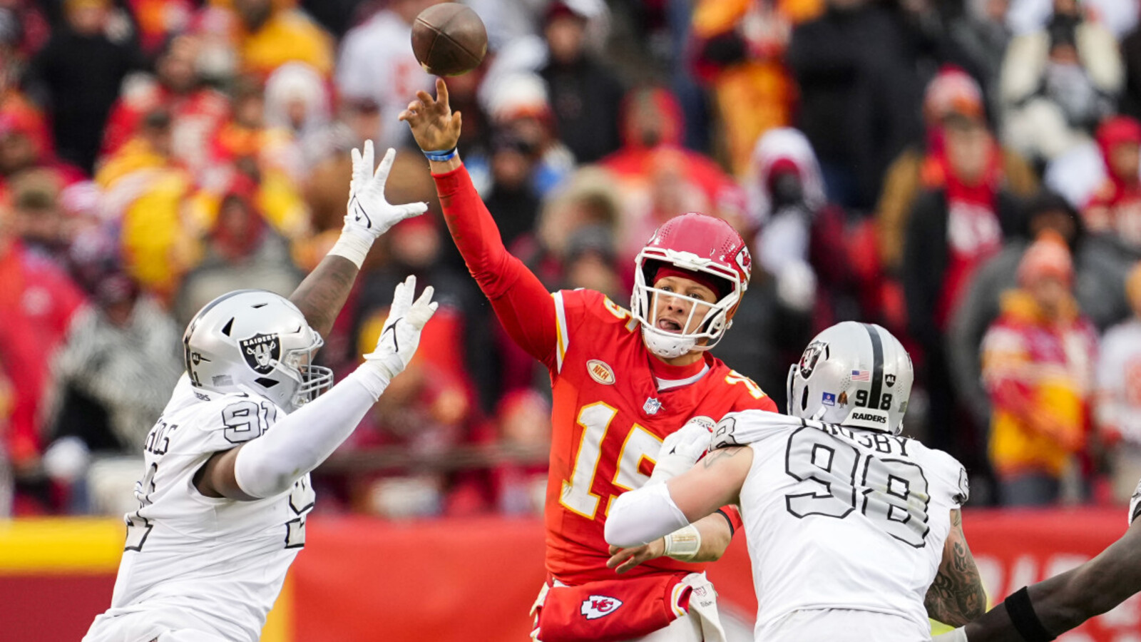 ChiefsRaiders odds, predictions, picks and best bets Yardbarker