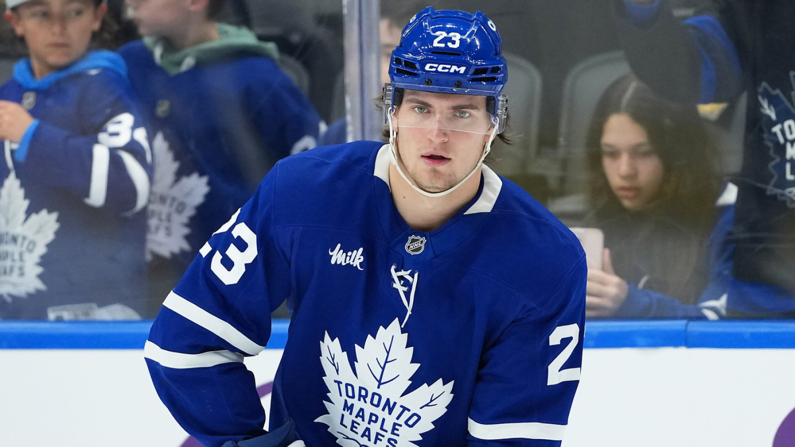 https://www.yardbarker.com/media/f/6/f6a7629788910502ba8f04f6bad1aea02a09a30f/thumb_16x9/maple-leafs-injury-problem-grows-matthew-knies.jpg?v=1
