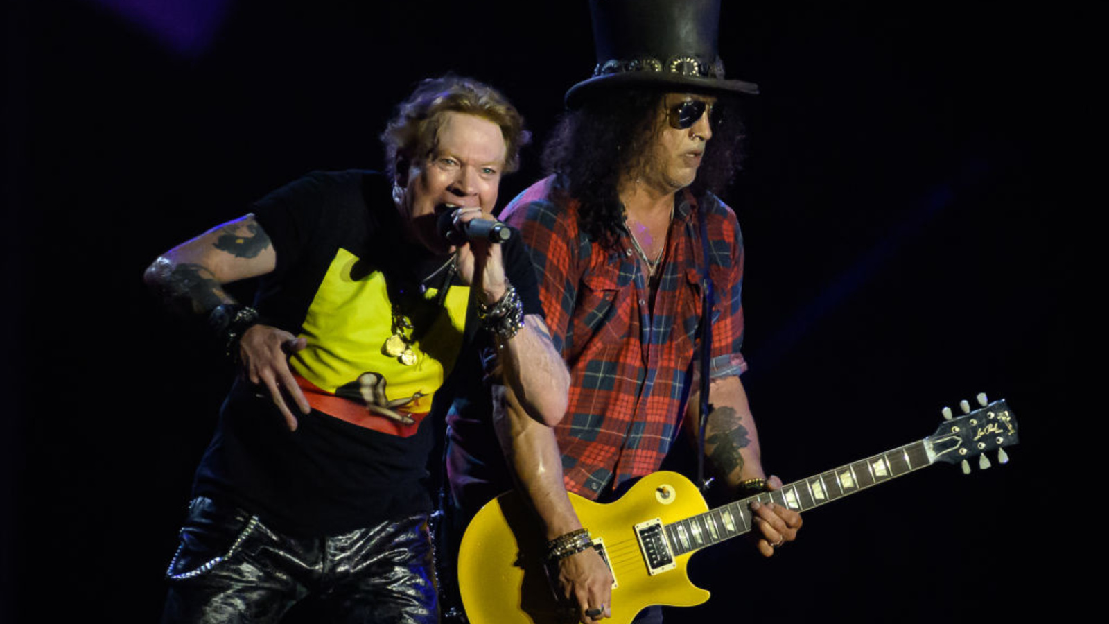 Rare Guns N' Roses Track Played Live After Three Decades at Monsters of ...