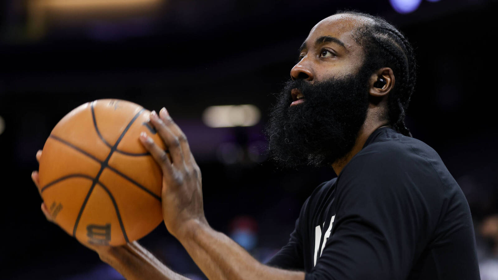 Funny photo of James Harden at 76ers practice goes viral | Yardbarker Funny photo of James Harden at 76ers practice goes viral | Yardbarker