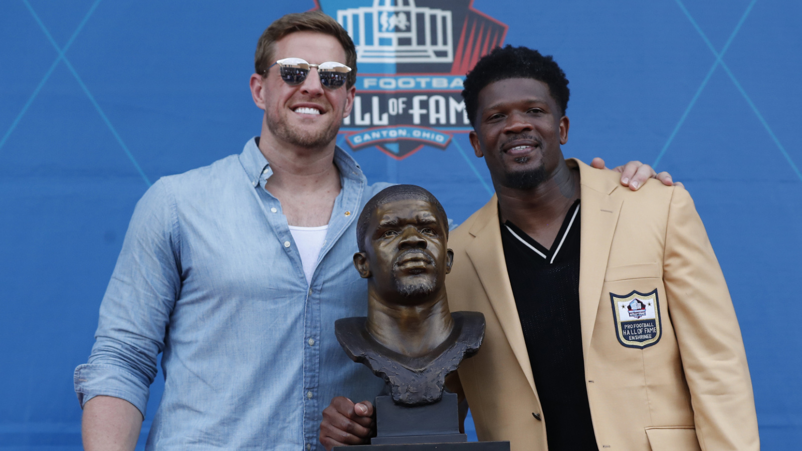 https://www.yardbarker.com/media/f/8/f80ee66bbac9bd510e9d2f767dba2593cf0efa07/thumb_16x9/200-receiving-yard-nfl-games-quiz.jpg?v=1