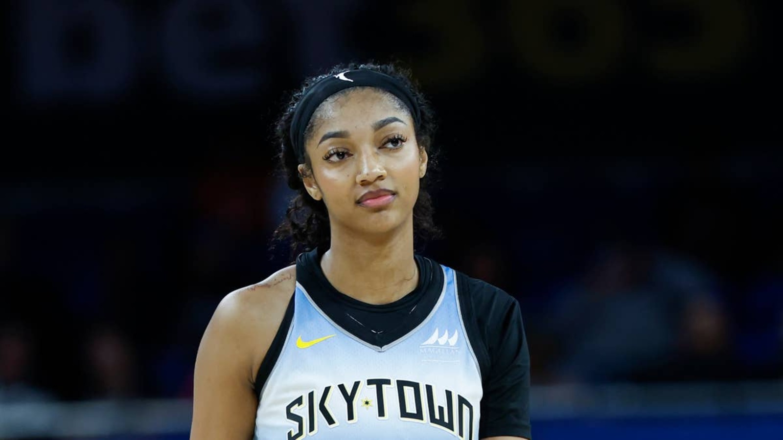 Angel Reese Has Two Words After Moment With Michelle Obama | Yardbarker