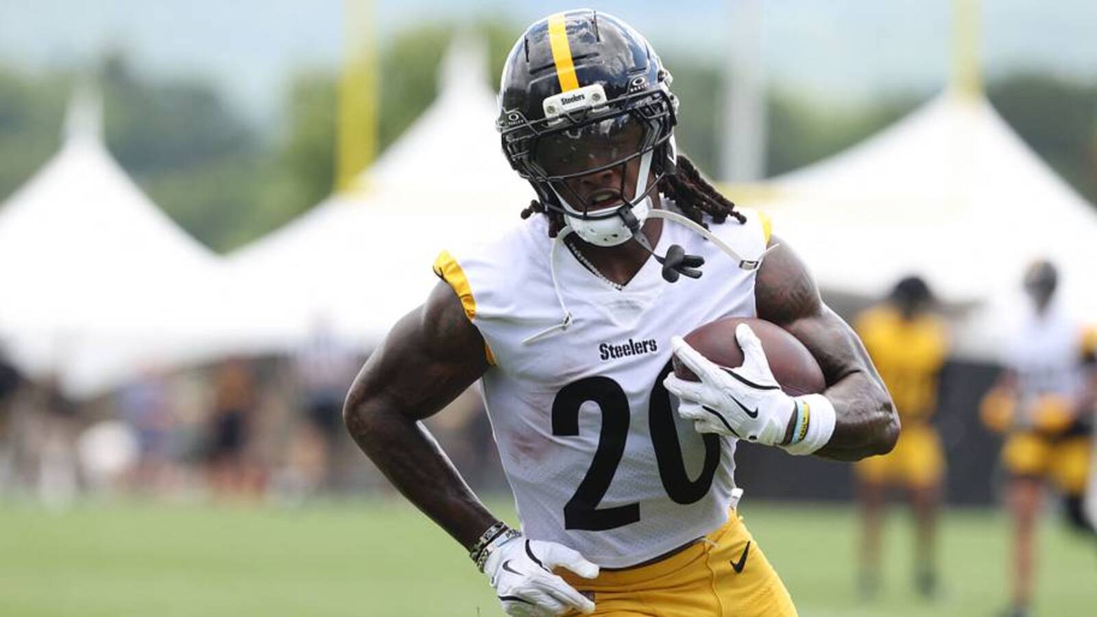 Steelers Trade RB Kaleb Johnson to Packers