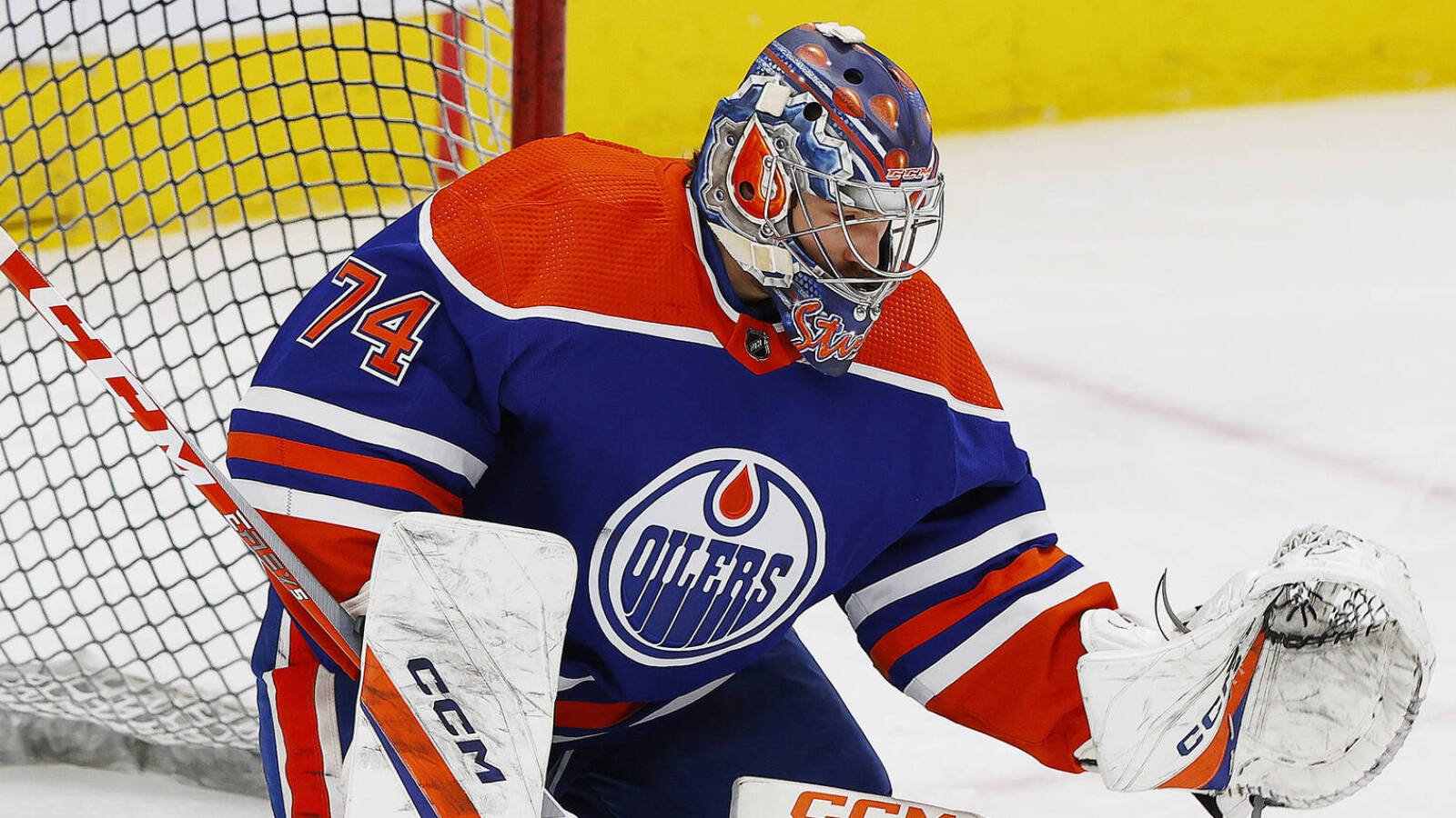 Jack Campbell Faces a Different Pressure with Oilers This Season