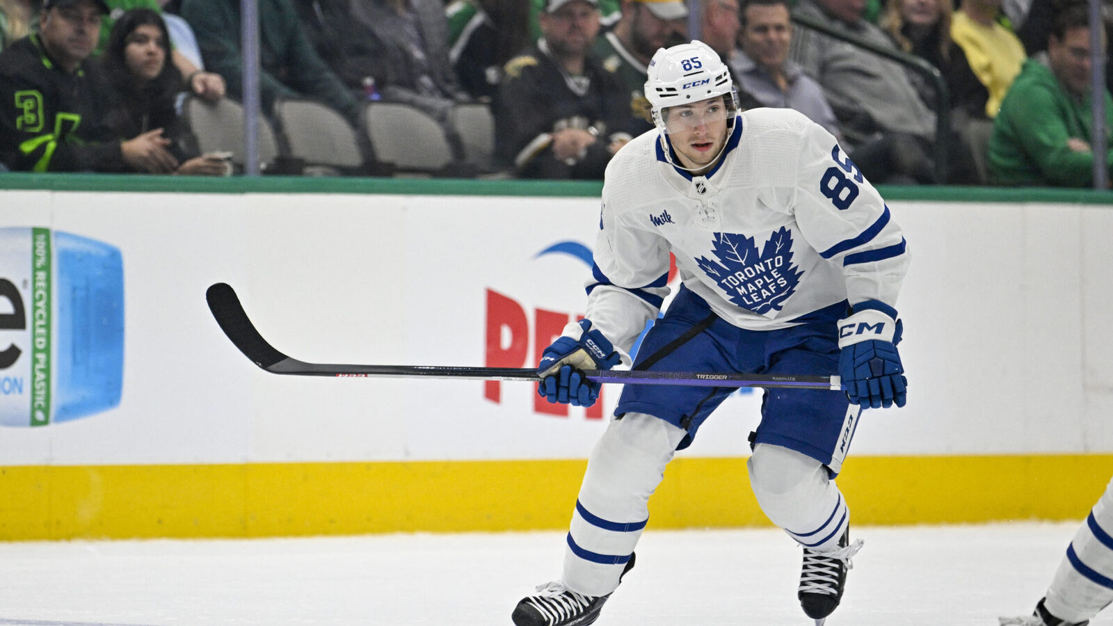 Report: Former prospect Semyon Der-Arguchintsev still keen on returning to Maple Leafs