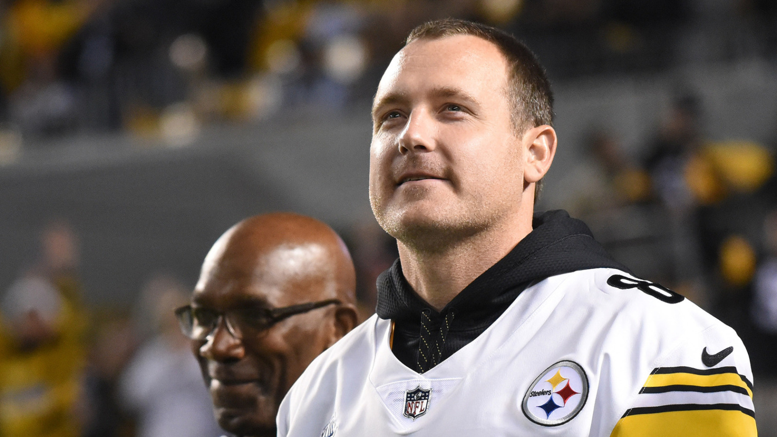 https://www.yardbarker.com/media/f/8/f8d953a32bf75ad5c4a8890d04fa652e1ec2aaed/thumb_16x9/tight-end-receiving-leaders-nfl-team-quiz.jpg?v=1