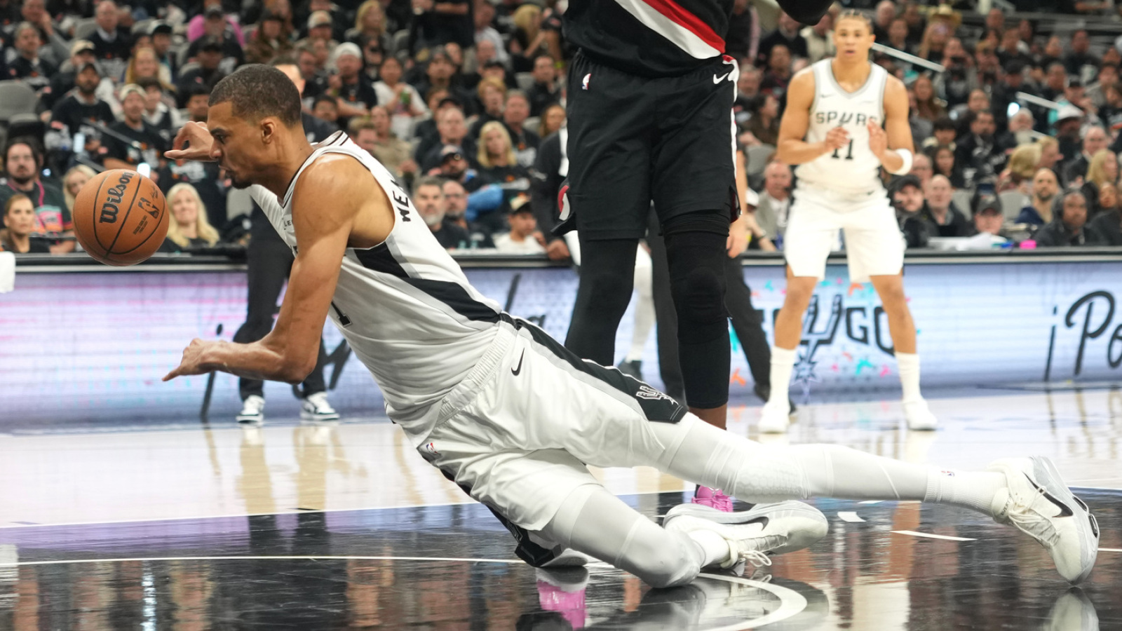 Victor Wembanyama's scary fall puts Spurs' playoff chances in peril