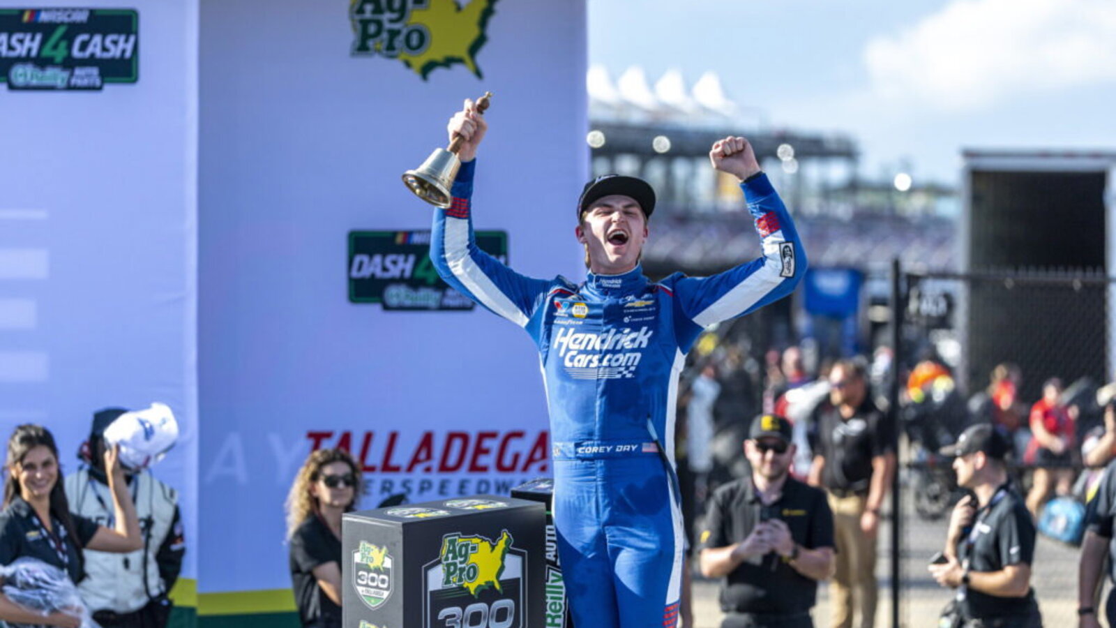 Corey Heim Wins NASCAR Truck Series Race at Michigan by 0.065 Seconds