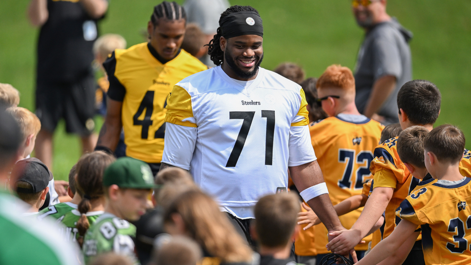 'Really Pushing For A Starting Job': Steelers Rookie Trying To Make Case For Week 1 Spot