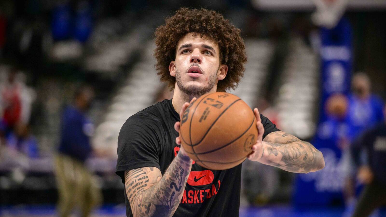 Lonzo Ball's knee injury a mystery to Bulls - Vimarsana News