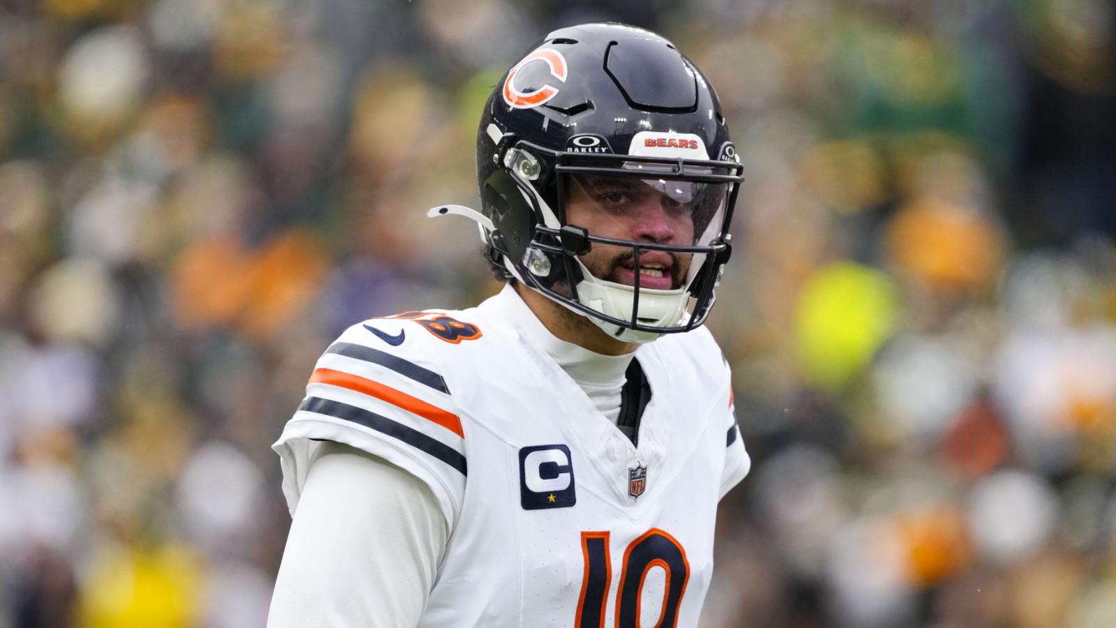 https://www.yardbarker.com/media/f/9/f9b9e41e403f64d4ae4d1a9c7b8d40c128ca52d8/thumb_16x9/bears-qb-caleb-williams-responds-book-controversy.jpg?v=1