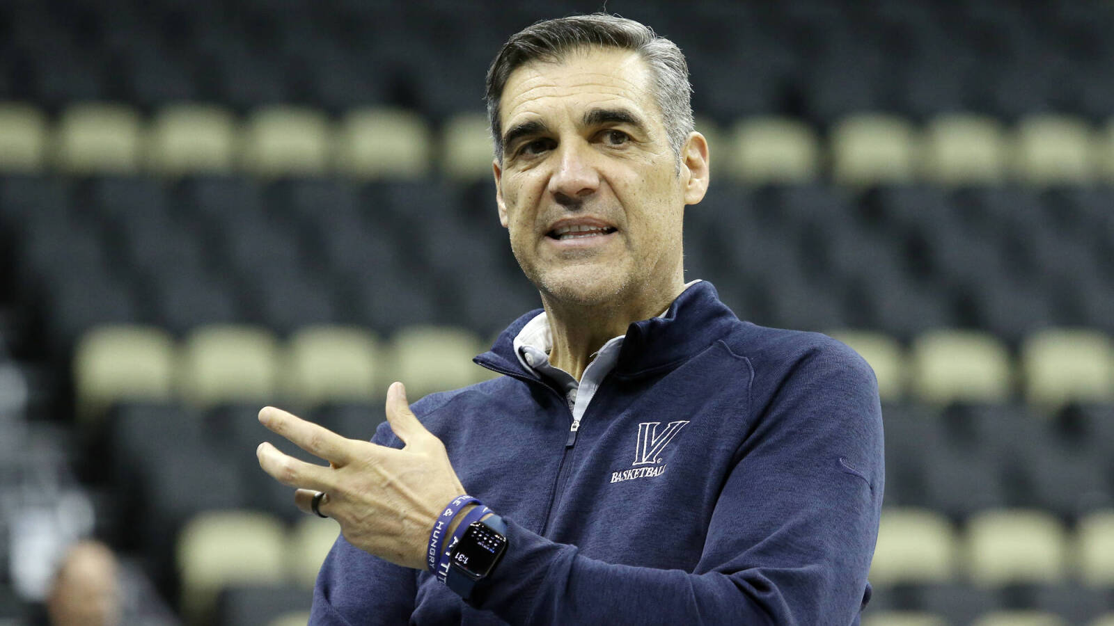 Villanova HC Jay Wright retires from coaching Yardbarker
