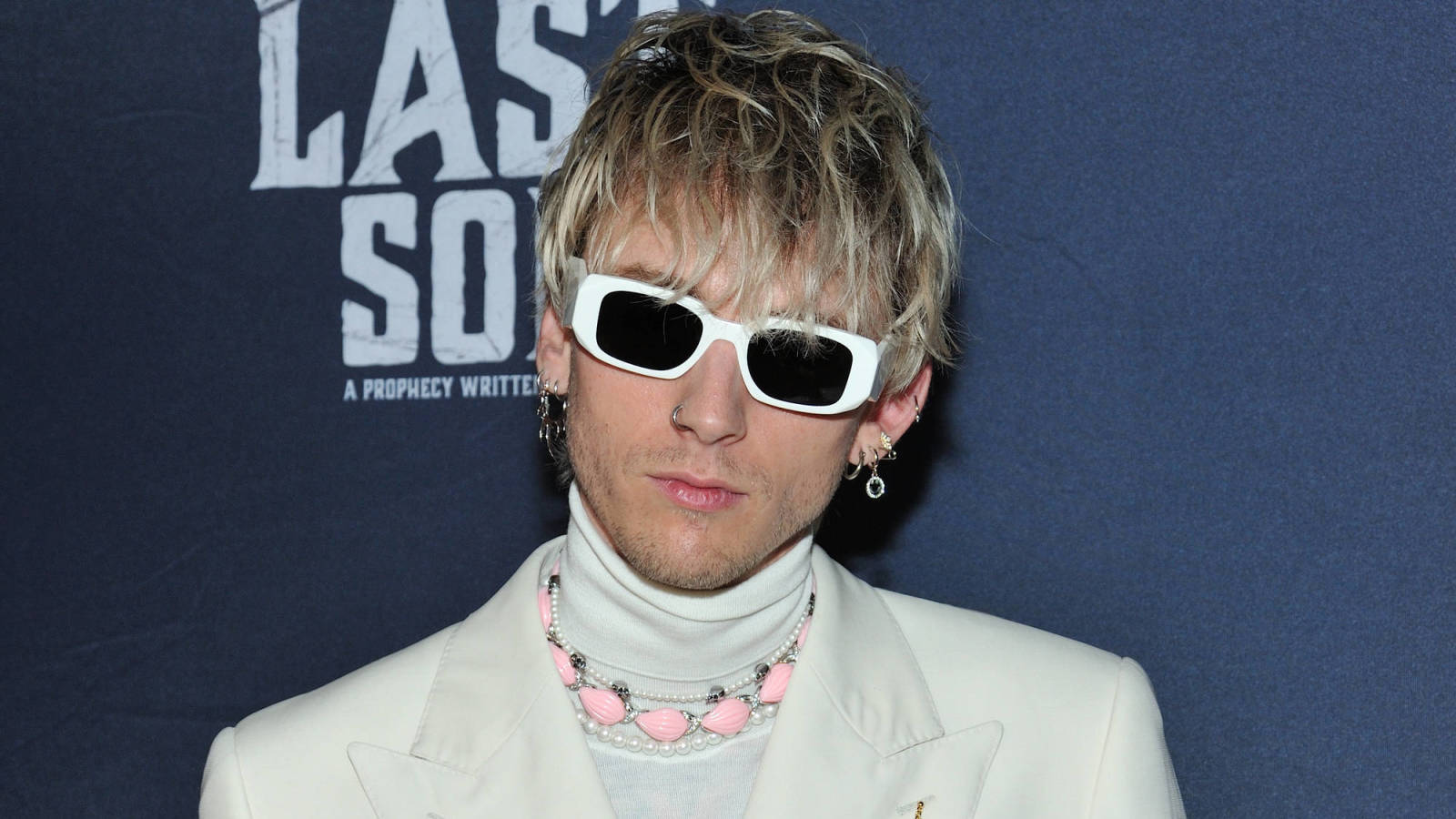 Machine Gun Kelly set to perform at NHL All-Star Game - Vimarsana News