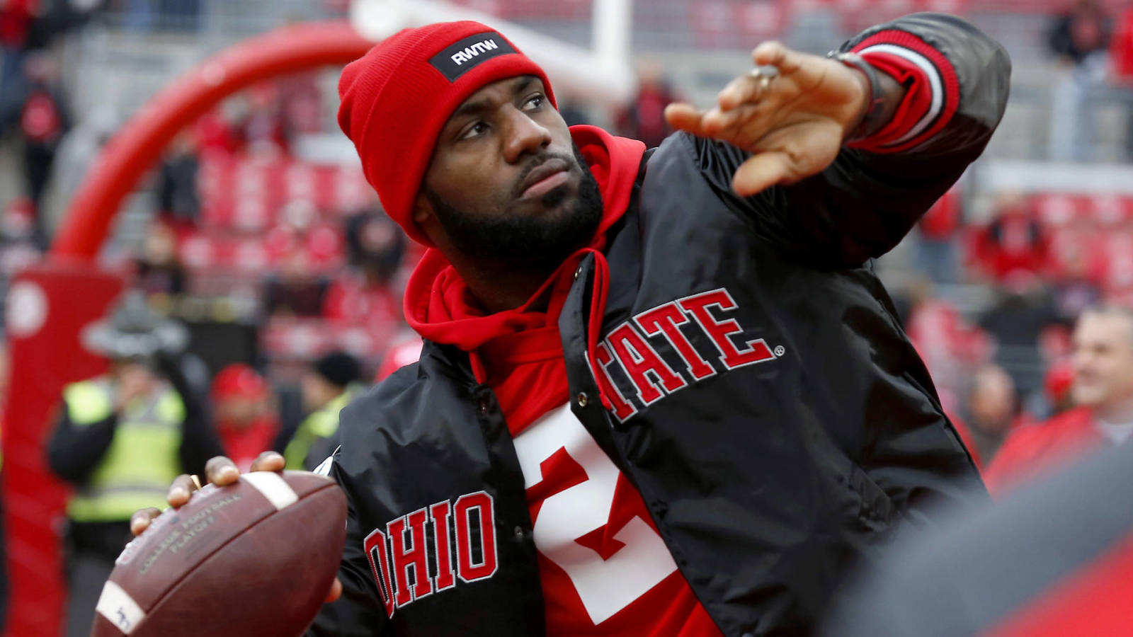 LeBron James gifts Beats by Dre headphones to entire Buckeyes' football