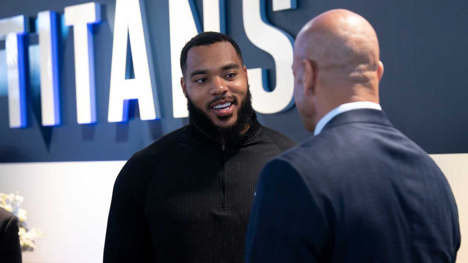 New Titans HC Robert Saleh made a hilarious promise to DT Jeffery Simmons