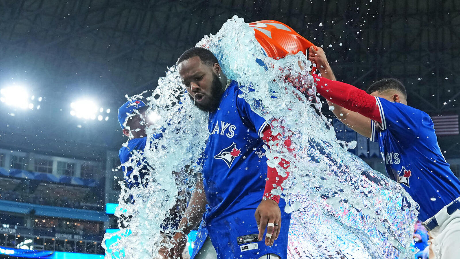 https://www.yardbarker.com/media/f/a/fa6a0c2125e8388ea2eb66d205da341cd9d575e5/thumb_16x9/blue-jays-emerging-as-viable-al-east-contender-win.jpg?v=1