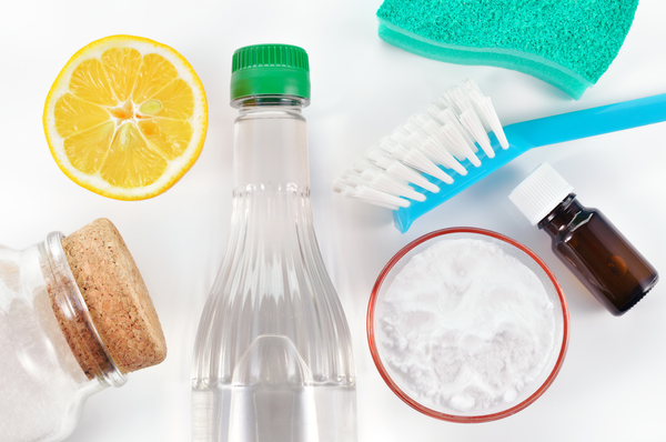 20 essential dos and don'ts for DIY cleaning products