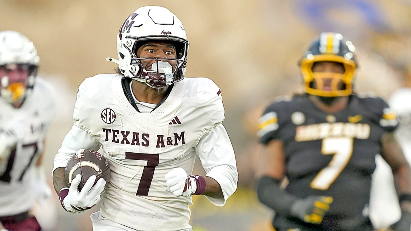 49ers mock draft roundup: Receiver or defensive line at No. 27?