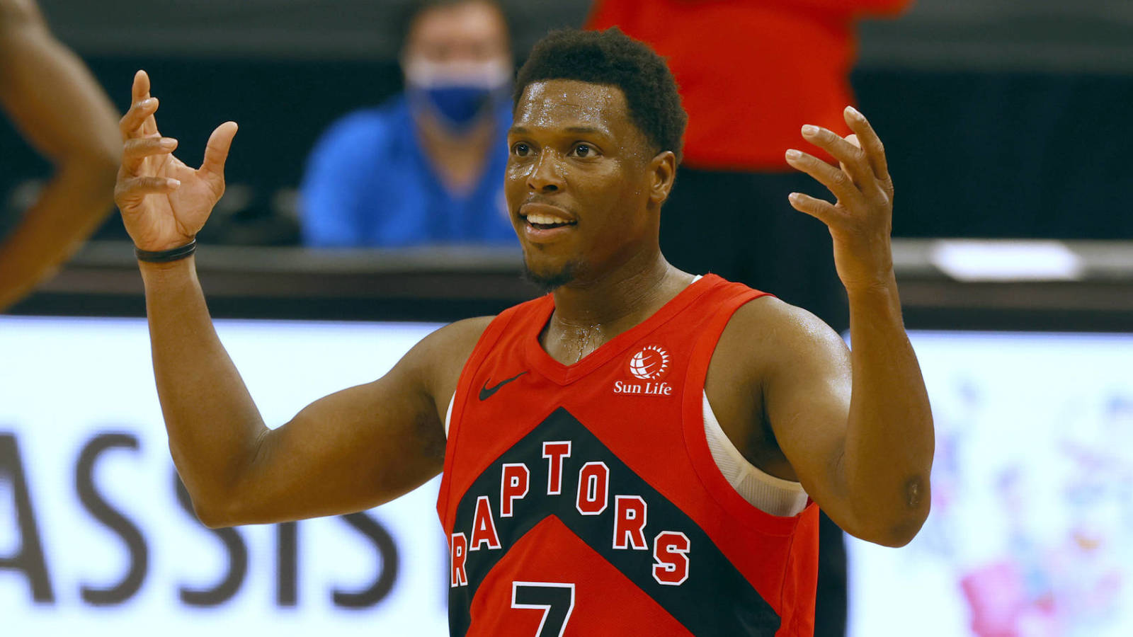 Kyle Lowry's No. 7 Jersey to Be Retired by Raptors After His