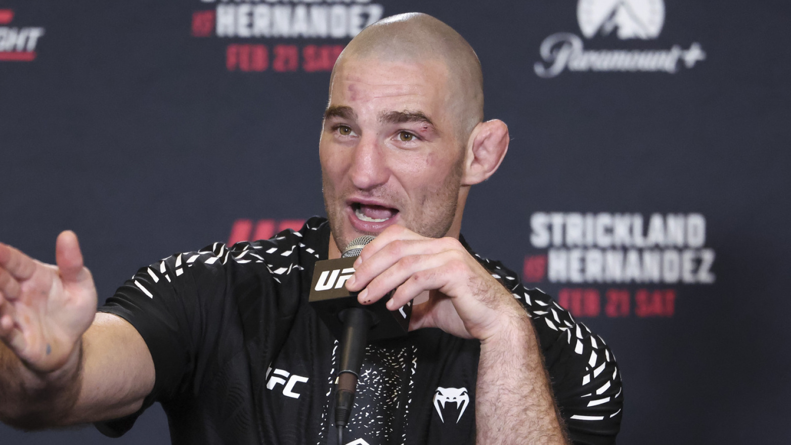 https://www.yardbarker.com/media/f/b/fb419d18821bf025c29b6caceba3a814dcc93caf/thumb_16x9/potential-matchups-ufc-328.jpg?v=1