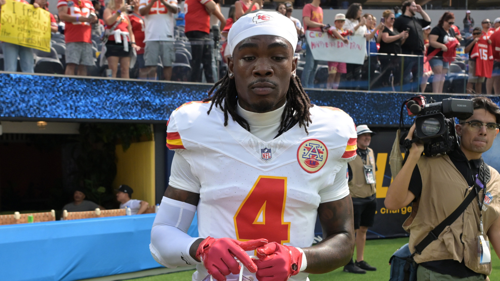 https://www.yardbarker.com/media/f/b/fb7c1411c87ecd30f205df9dcf14b08f82445d7a/thumb_16x9/nfl-proposed-lengthy-suspension-chiefs-wr-rashee.jpg?v=1