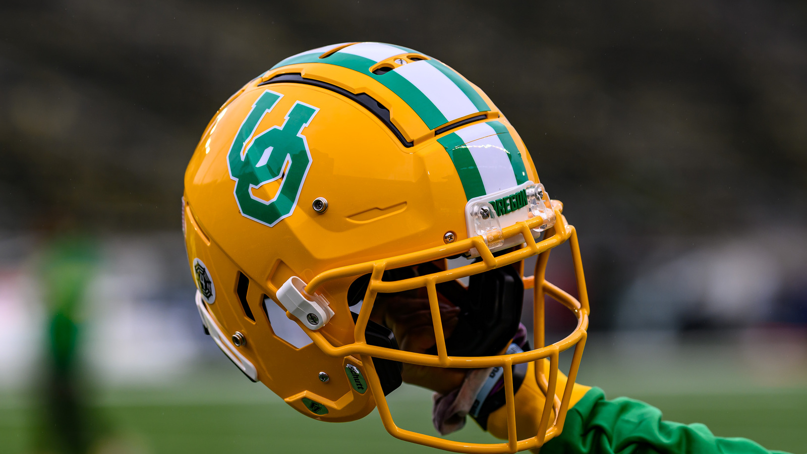 oregon-lands-1-wr-2025-over-schools-ohio