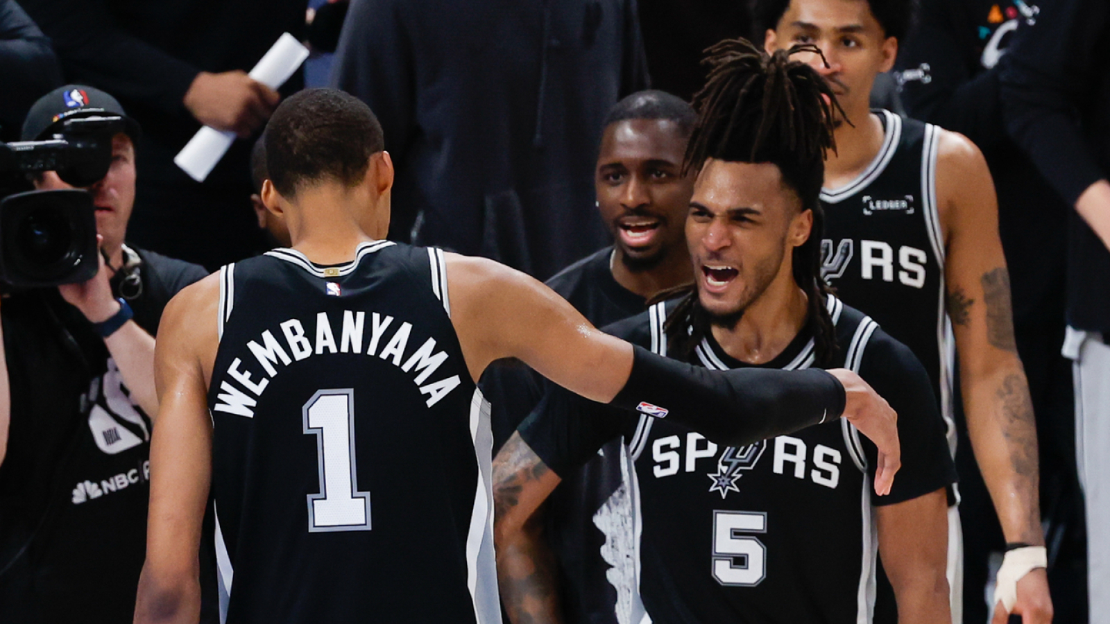 https://www.yardbarker.com/media/f/b/fb9036a9cfd35a48d5550cadeda7e4e360b29c80/thumb_16x9/youngest-30-point-playoff-games-quiz.jpg?v=1